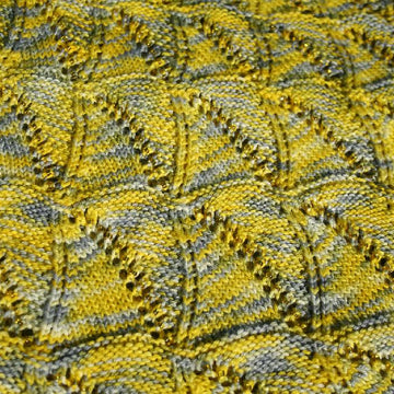 Spinnaker Capelet