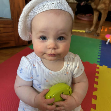 Dreamy Snowdrops Beret