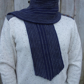 Arrowhead Scarf