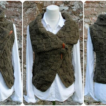 Loden wrap / sleeveless jacket