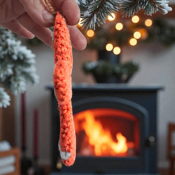 Gingerbread Ornament Crochet Pattern: DIY Christmas Tree Decor