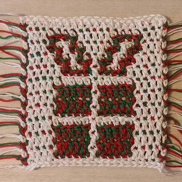 Pretty present mug rug