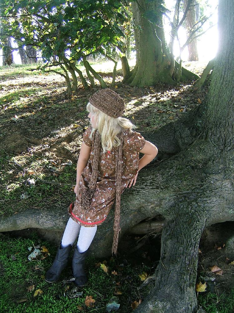 Child's "Slinky" Scarf with Matching Beanie Hat