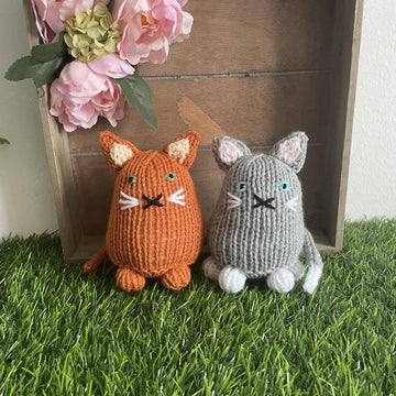Grumpy cat toy