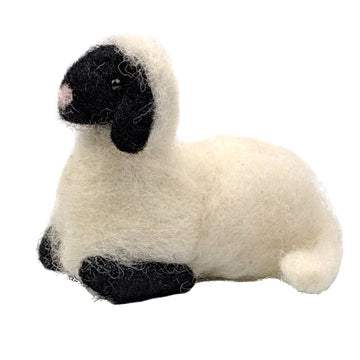 The Crafty Kit Company Spring Lamb Needle Felting Kit - 140 x 240 x 65mm