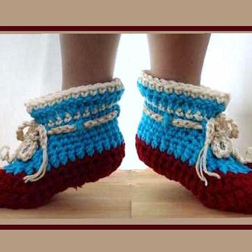 546 CROCHET SLIPPER, newborn to adult