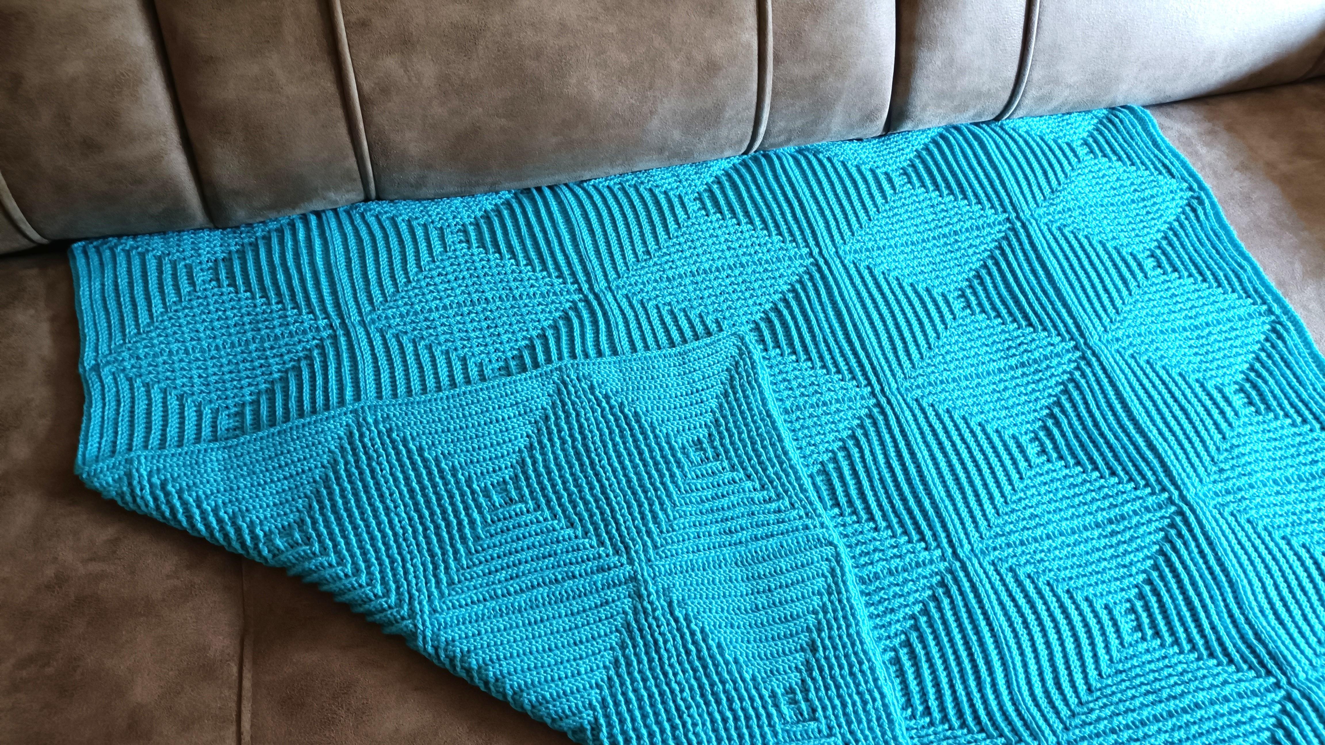 Aquamarine blanket