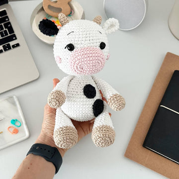 Cow Amigurumi Crochet Pattern PDF – Cow Soft Toy, Stuffed Animal Tutorial