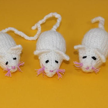3 Blind Mice Kitten Toy
