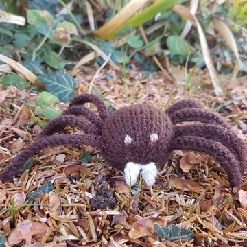 Knitted Spider