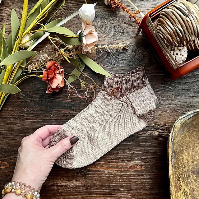Home For the Harvest Socks