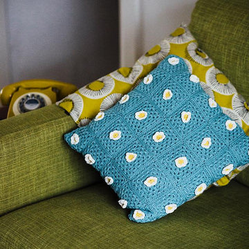 Daisy Daisy Cushion