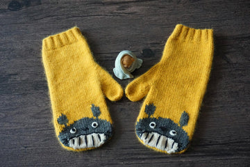Totoro Mittens