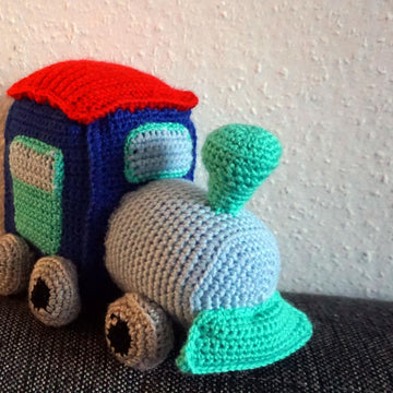 Crochet Pattern for the Locomotive Emma!