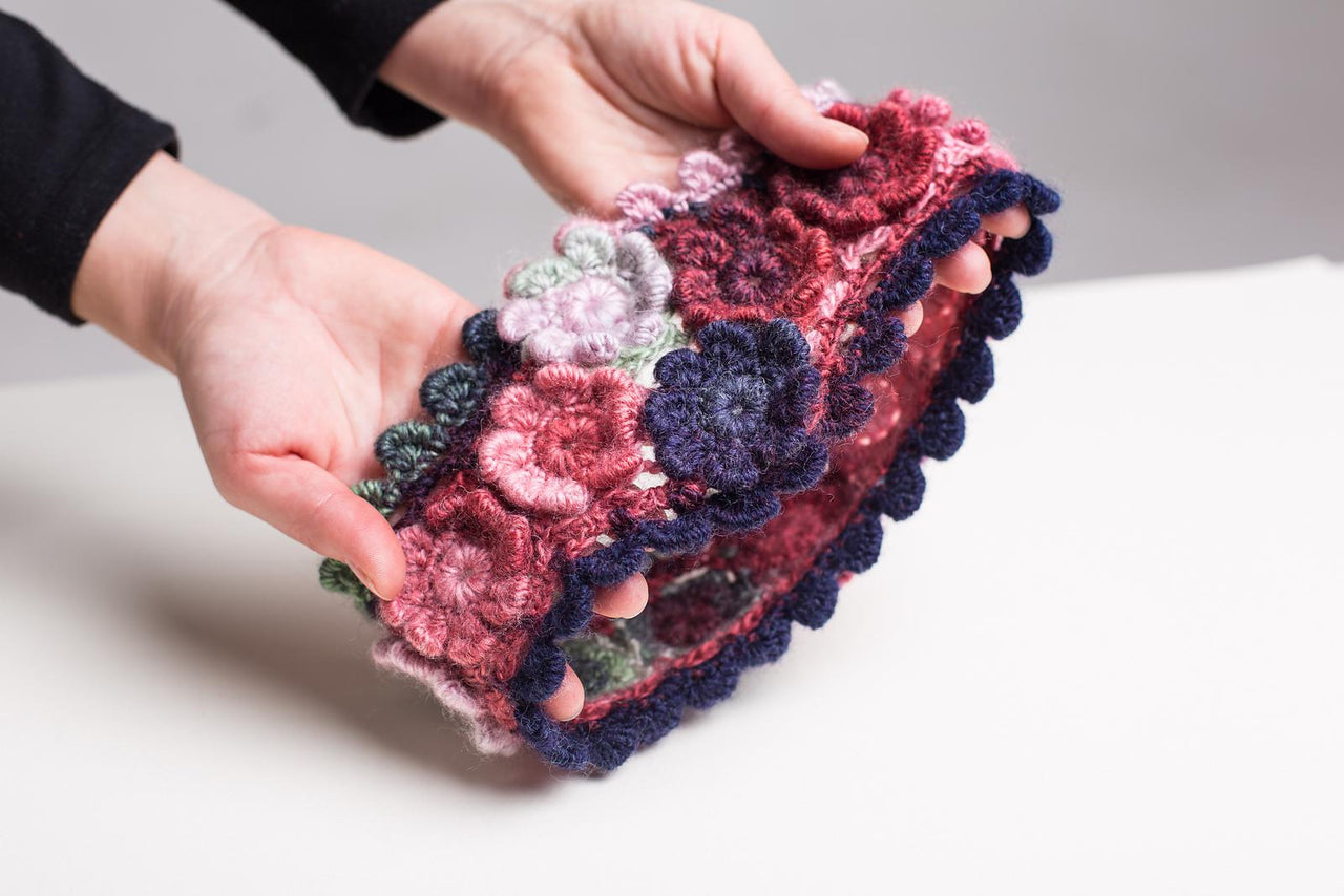 Lovers of flowers ear warmer