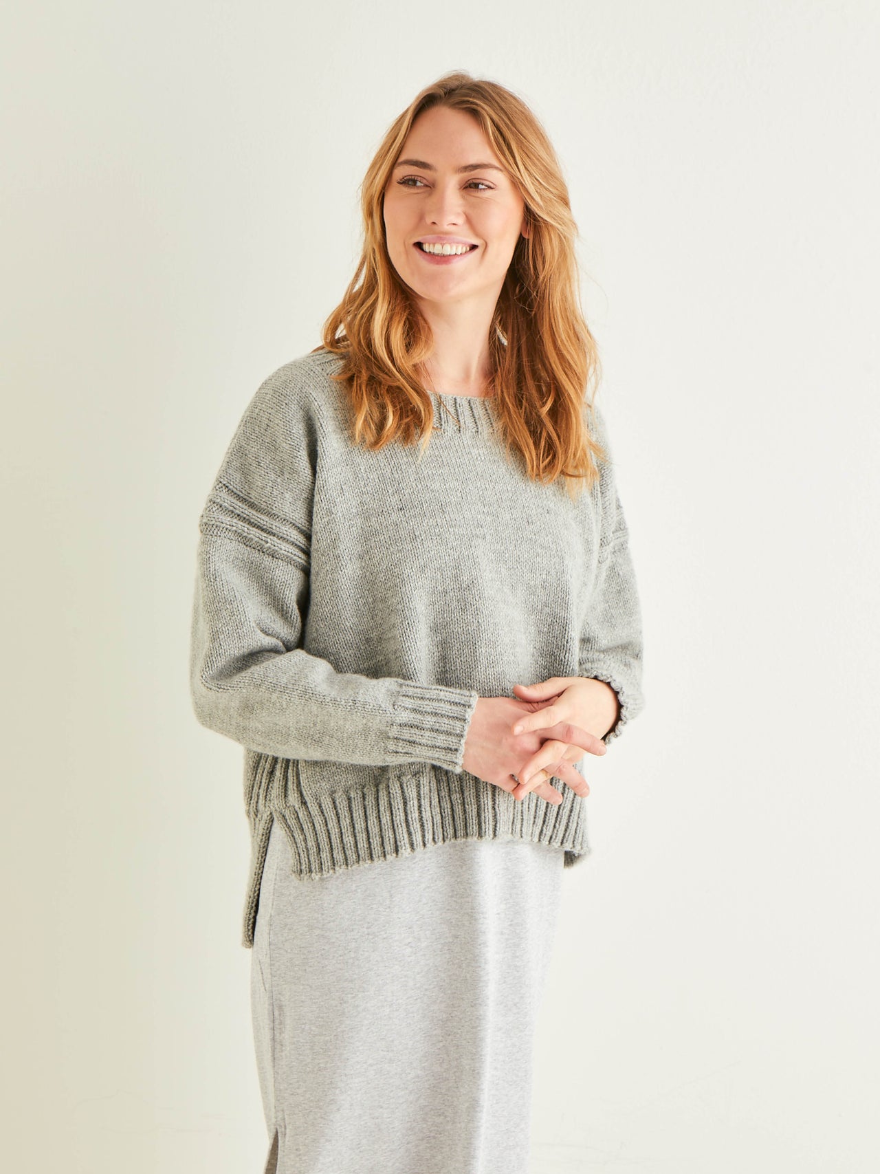 Sweater in Hayfield Bonus DK - 10264 - Leaflet