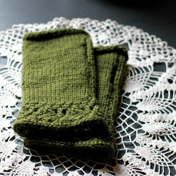 Deep Forest Gloves