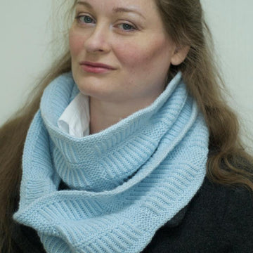 Colonnade Cowl
