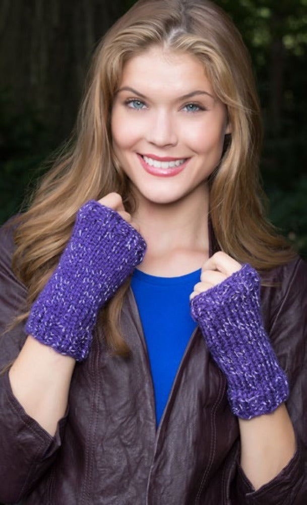 Hocus Pocus Wristlets in Red Heart Reflective - LW3998