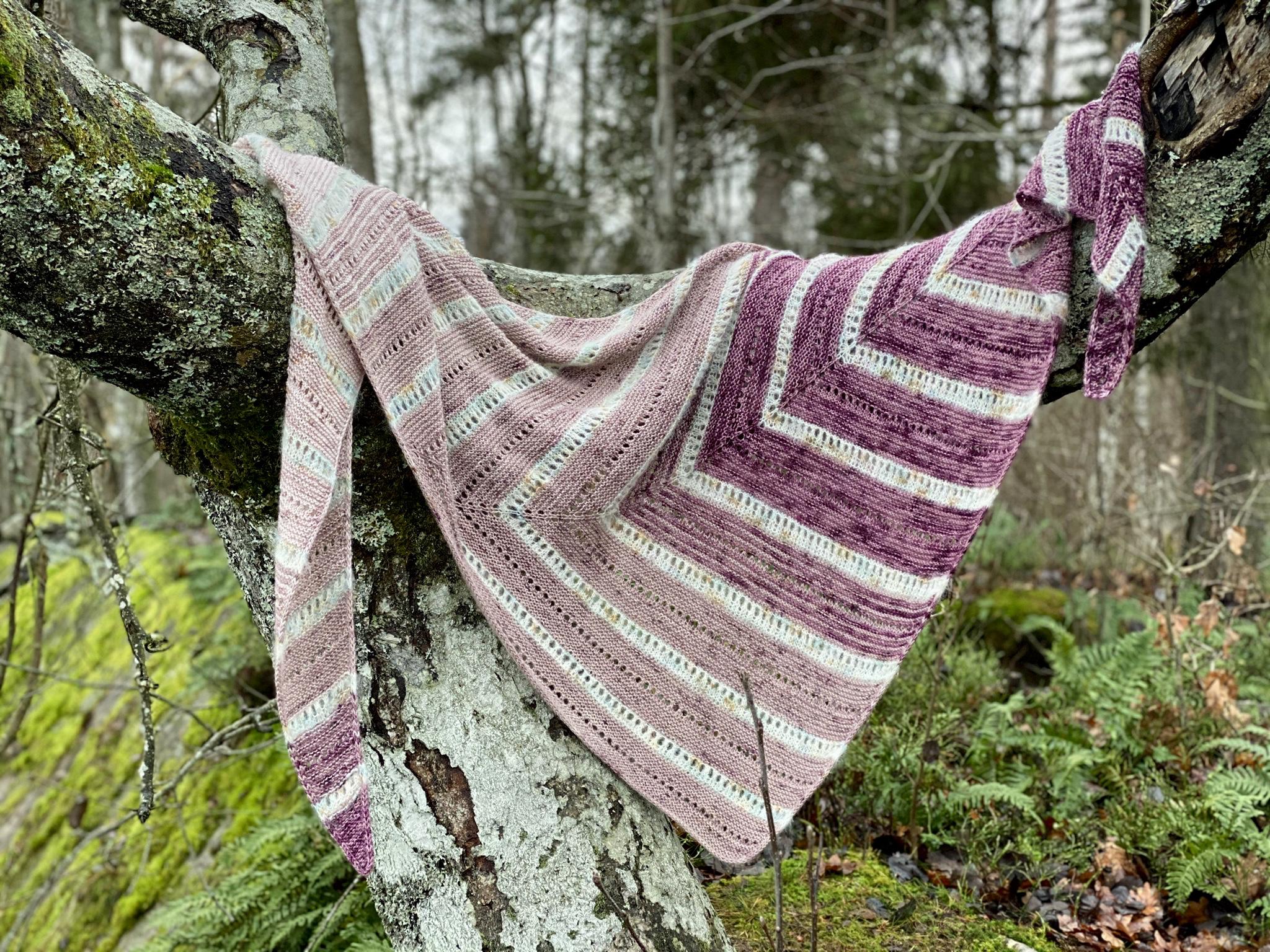 Eivor shawl