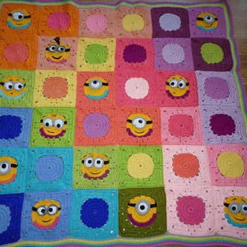 Baby minion inspired blanket