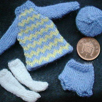 1:12th scale Girls winter dress set c. 1969