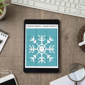 Winter Snowflake Table Runner