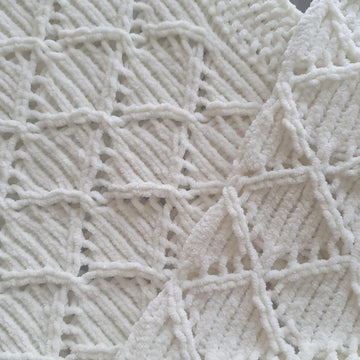 Chunky Diamond Lace Baby Blanket