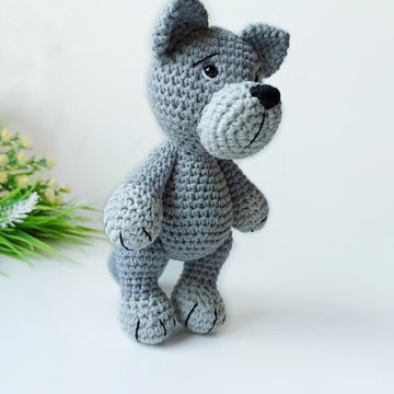 Crochet wolf amigurumi pattern