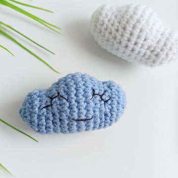 Crochet cloud pattern
