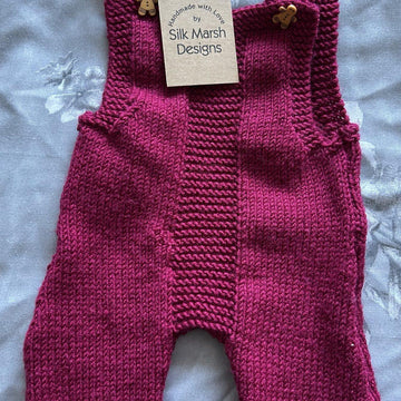 Vinnie Baby Dungarees and Cardigan Knitting Pattern Newborn-24 months approx