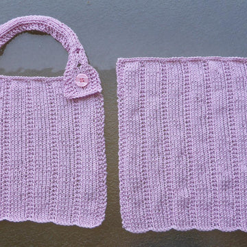 Lindsay - 4ply baby bib and washcloth set
