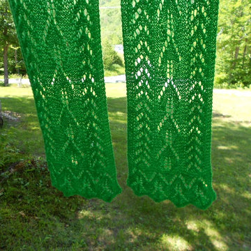 Lacy Apple Leaf Scarf