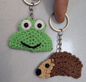 Keychain Frog and hedgehog