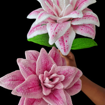 Crochet Rose Lily flowers