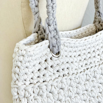The Mega Tote 060