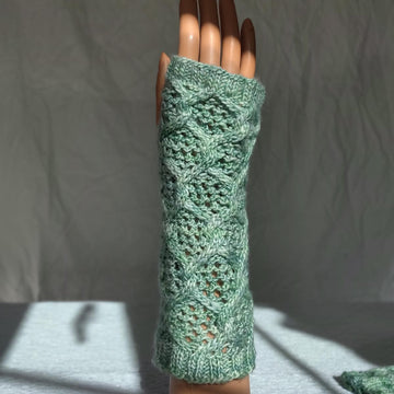 Chain Link Mitts