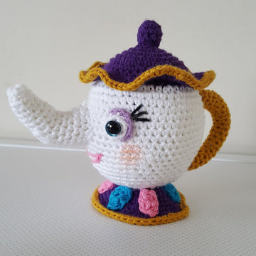Mrs Potts and Chip