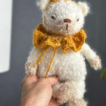 Boucle Bear knitting pattern