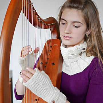 Kiltie Fingerless Mitts