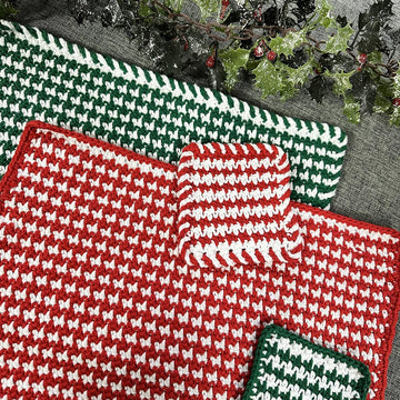 Holly & Berries Placemat & Coaster Set
