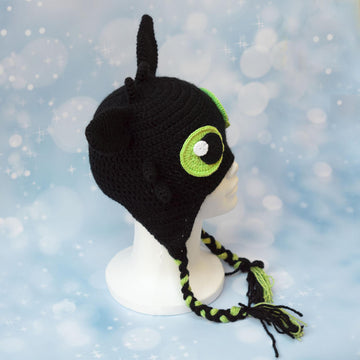 Toothless hat