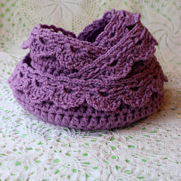 Nesting Bowls with Drop over Lace Edge