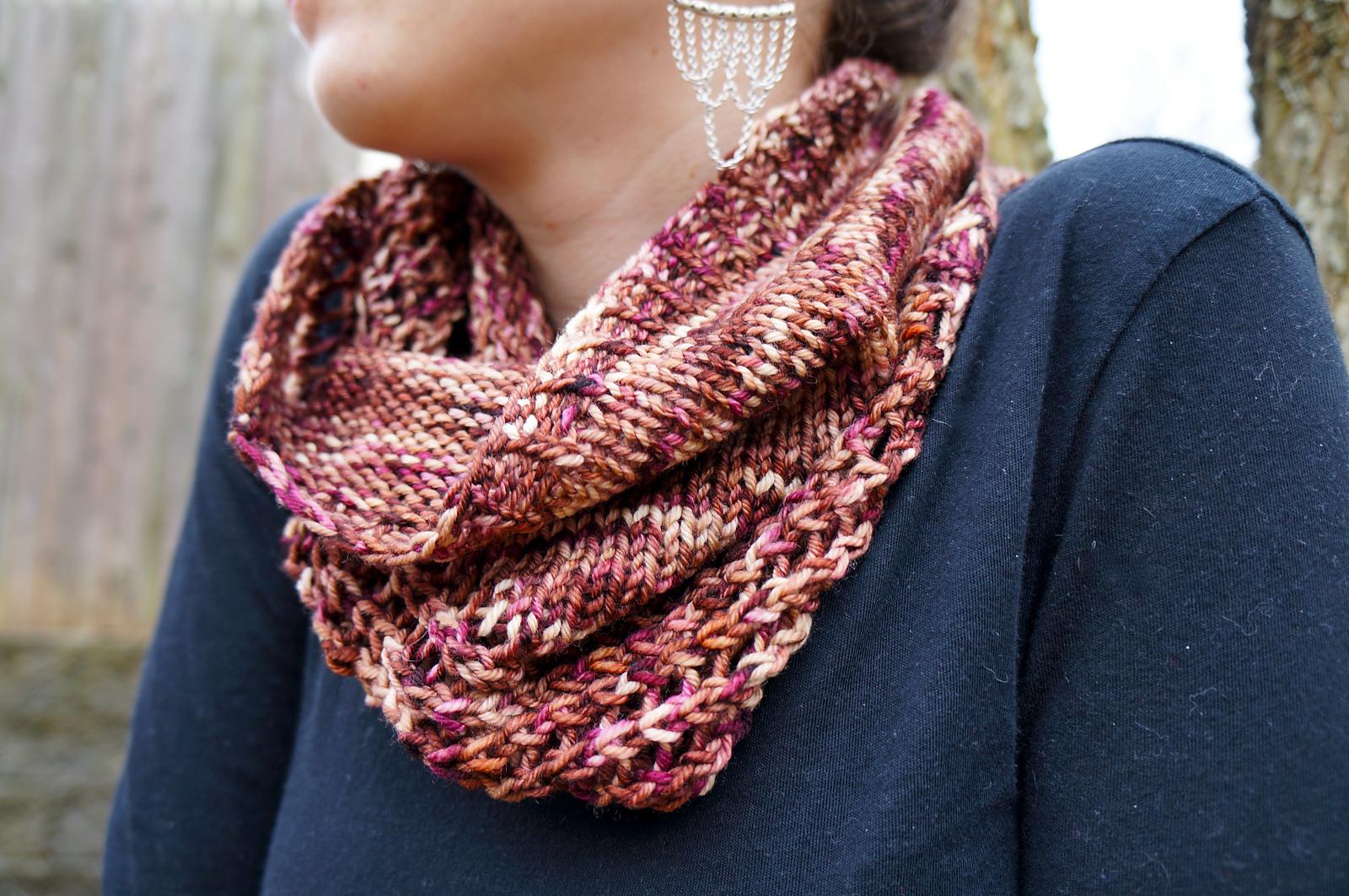 Mocha Berry Cowl