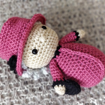 Queen Elizabeth II crochet Amigurumi