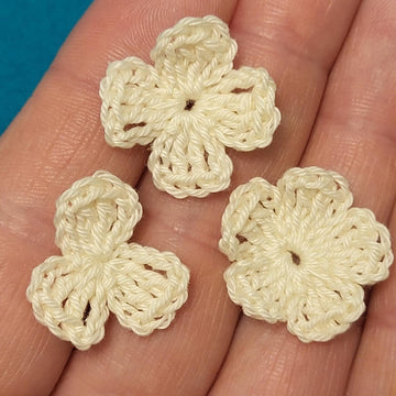 Tiny micro flower crochet pattern