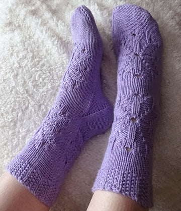Snowflake gentle-grip socks