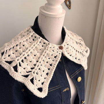 The Lune Collar