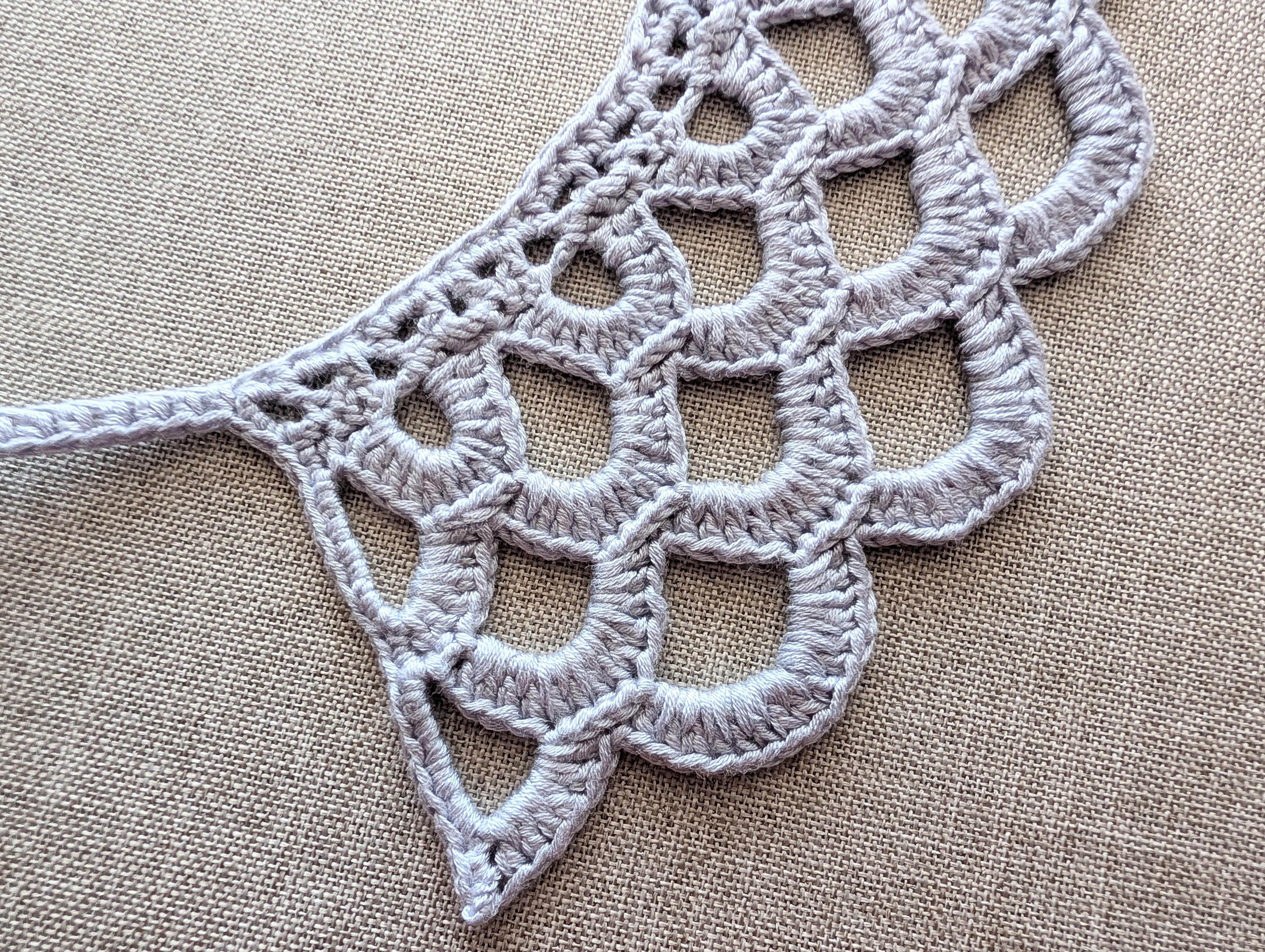 Elegant Lace Collar Chart #117