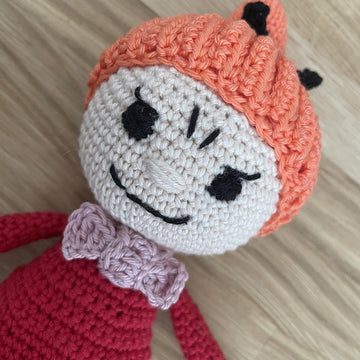 Mischievous girl amigurumi